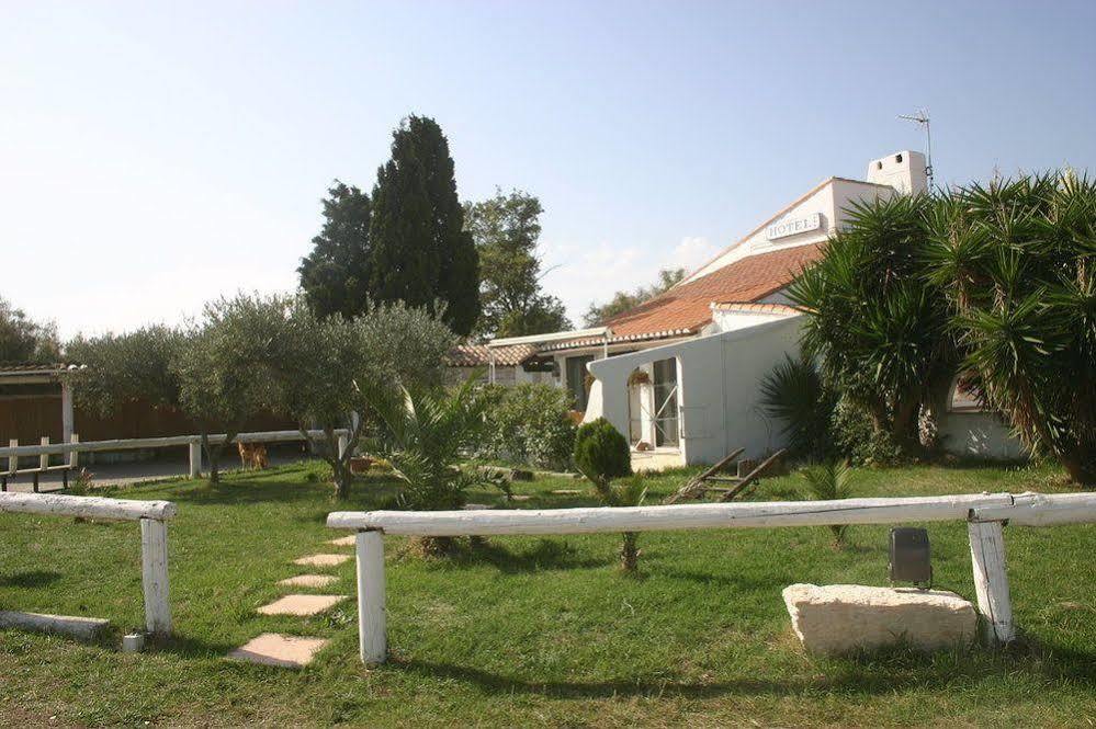 Hotel La Palunette Σαιντ-Μαρί-ντε-λα-Μερ Εξωτερικό φωτογραφία